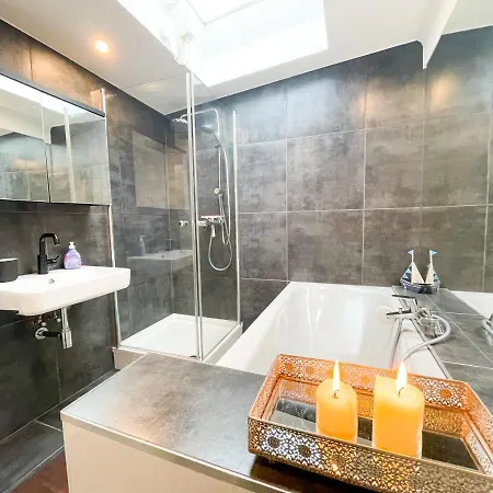 Ginius Homes- Penthouse Dueren *
